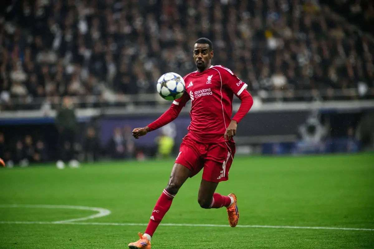 alexander-isak-blysnal-w-meczu-z-brighton-liverpool-przedluzyl-zwycieska-serie